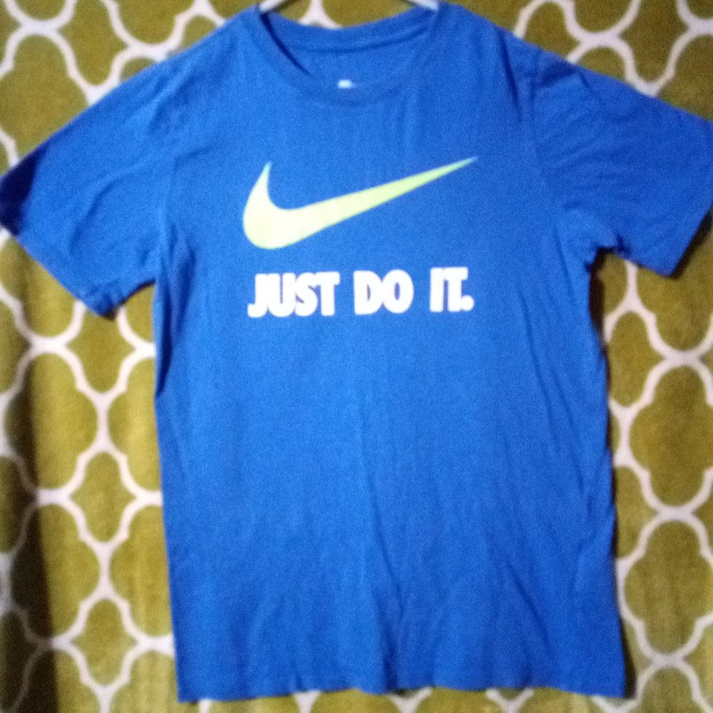 Nike shirt